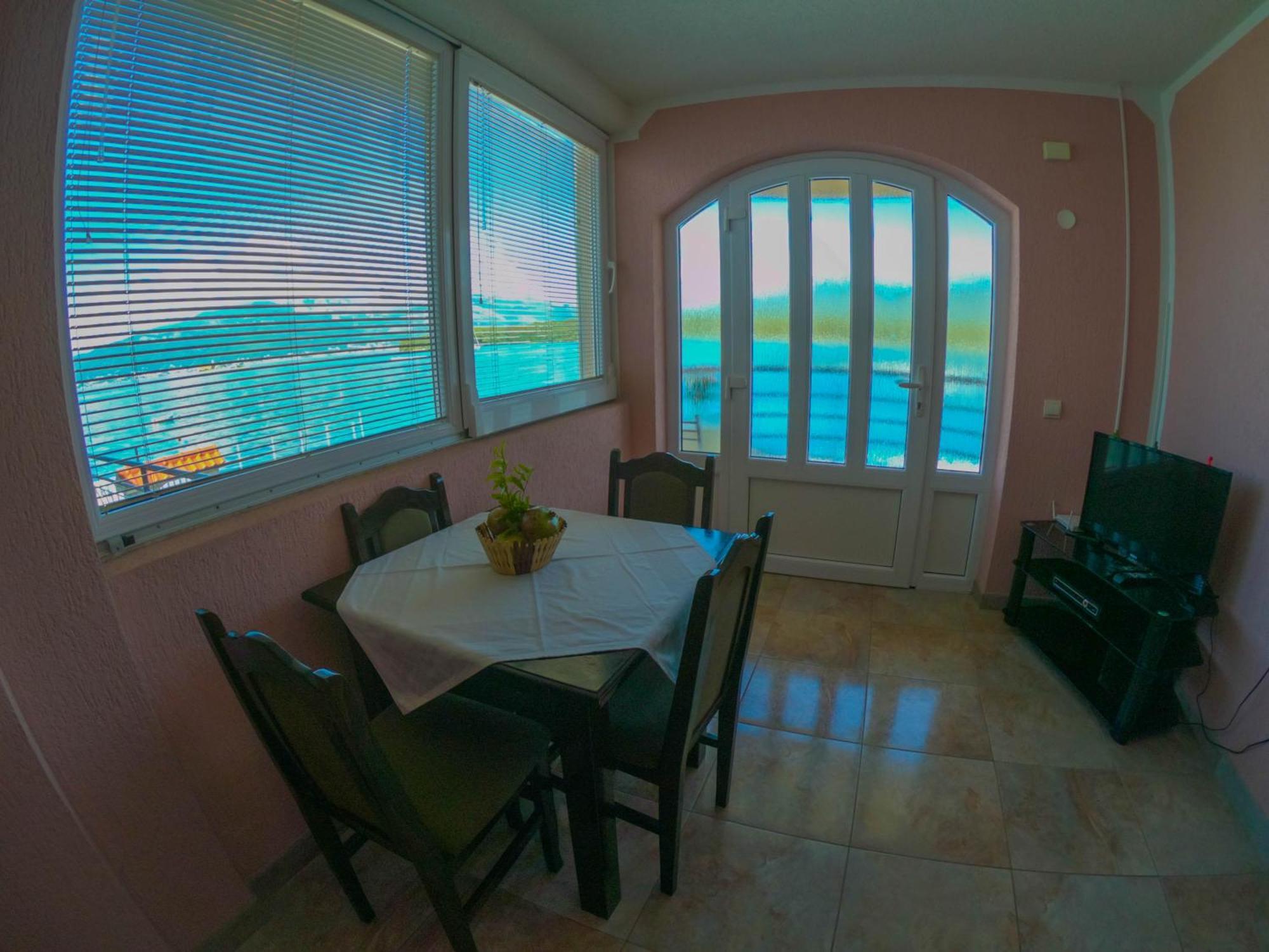 Porto Del Sole Apartments Tivat Dış mekan fotoğraf