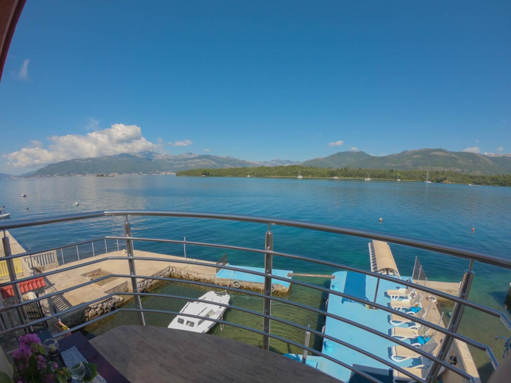 Porto Del Sole Apartments Tivat Dış mekan fotoğraf