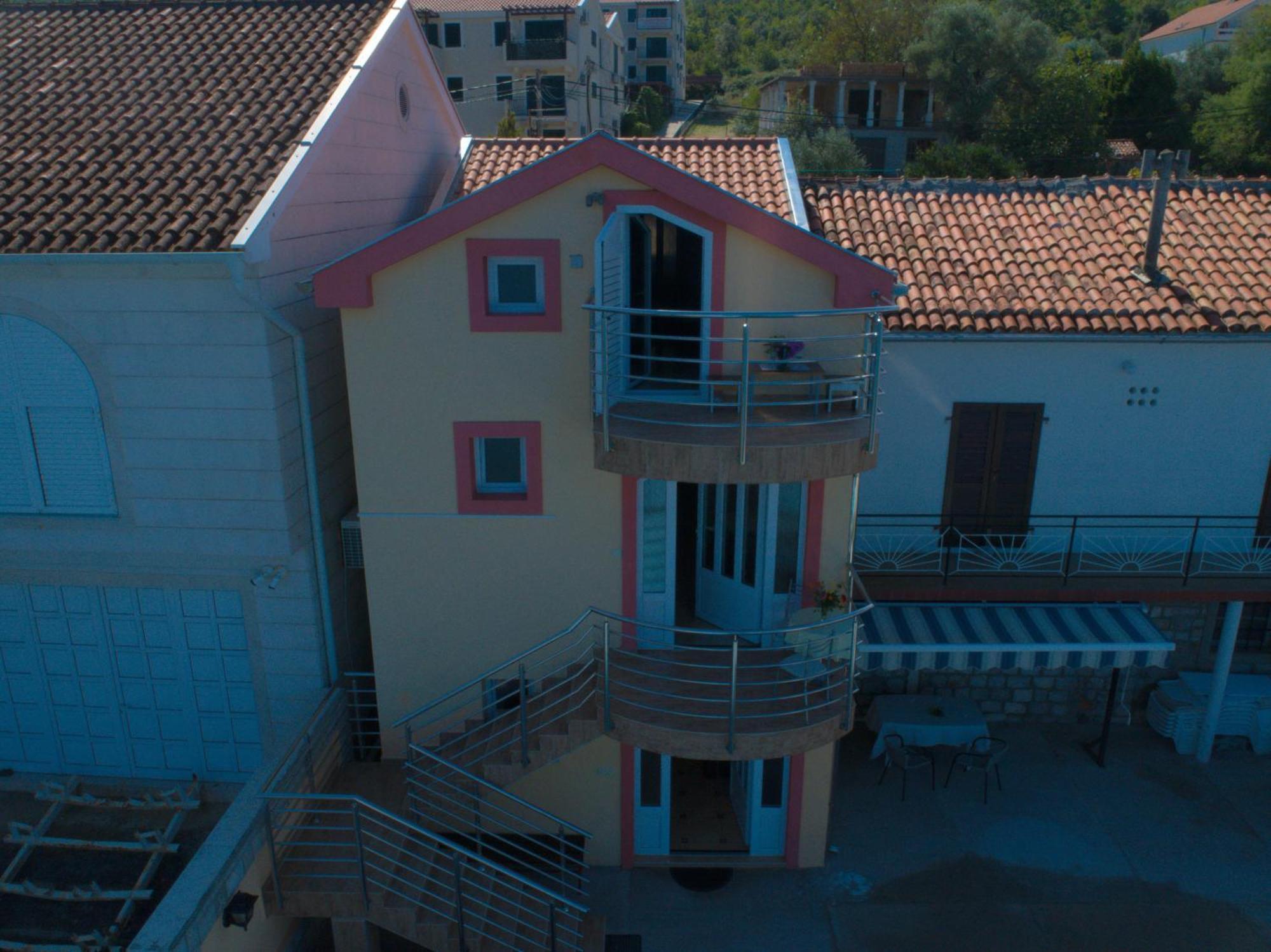 Porto Del Sole Apartments Tivat Dış mekan fotoğraf