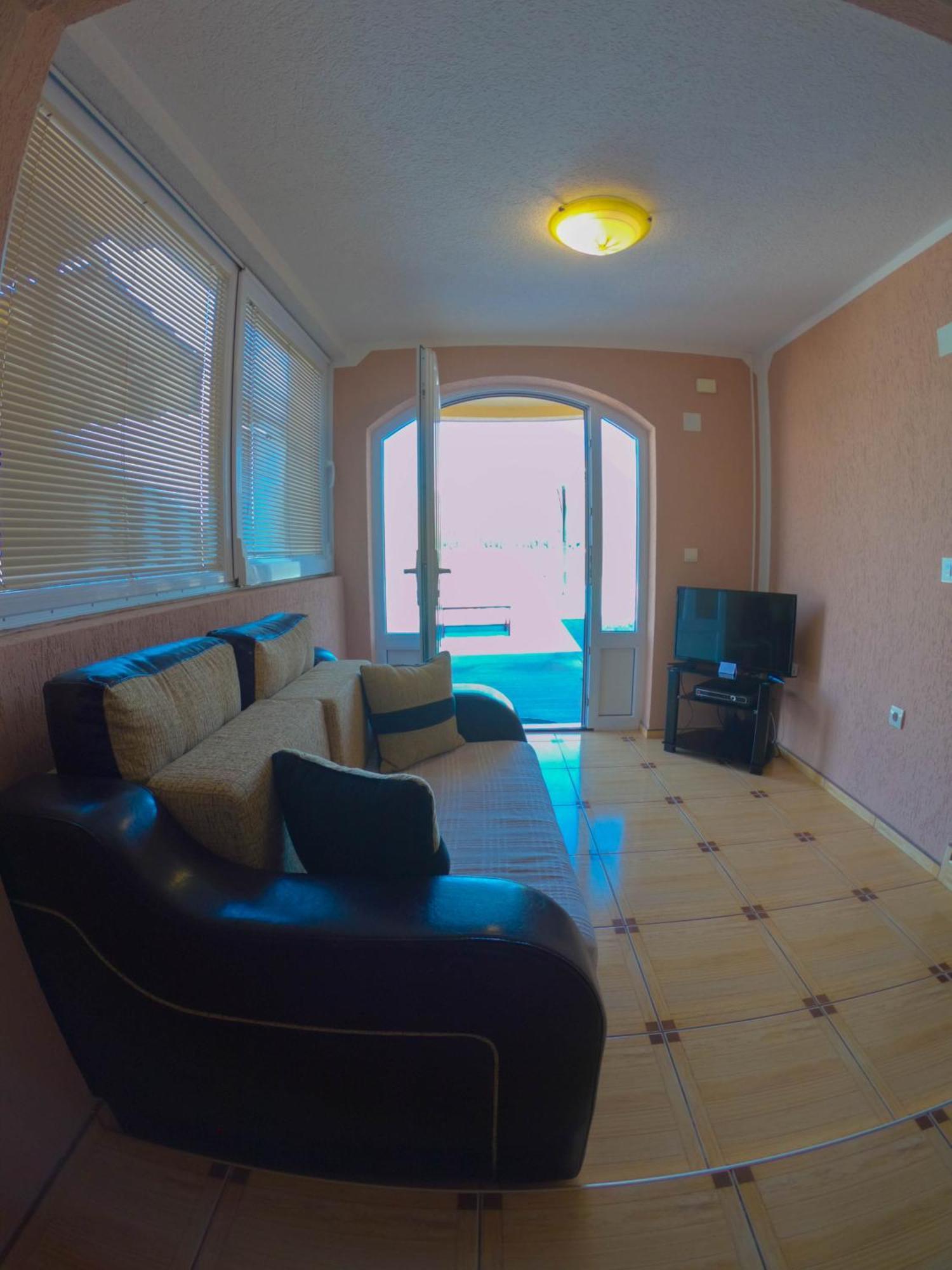 Porto Del Sole Apartments Tivat Dış mekan fotoğraf